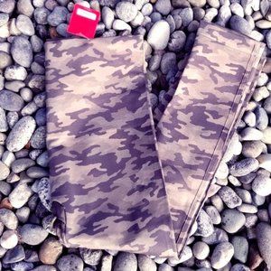 SPANX camo capri leggings 2X NWT!